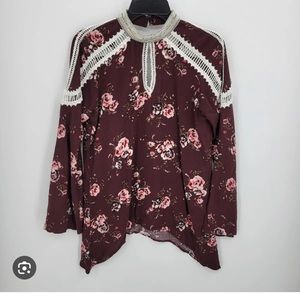 Buckle BKE Boutique Top Womens Medium Maroon Floral Lacey Beaded High Neck Boho